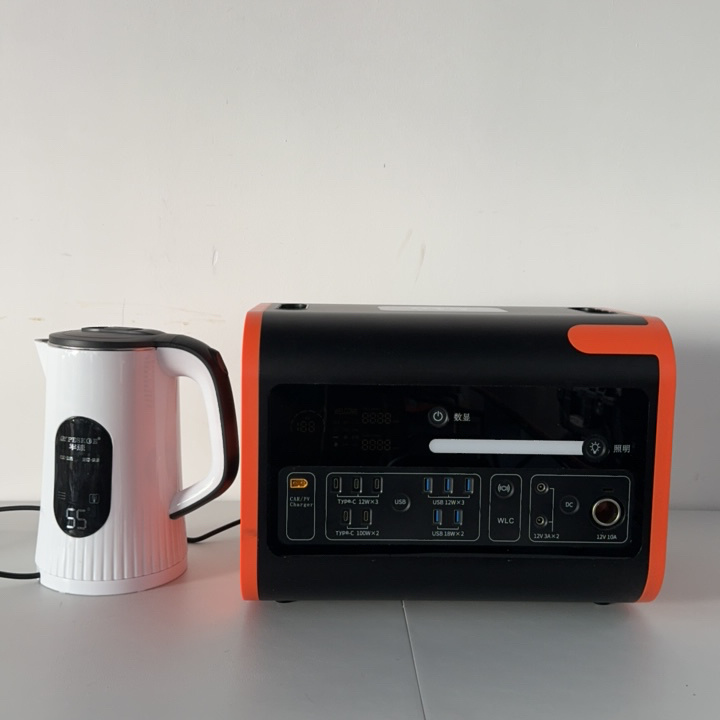 Tragbare, mobile Solar-Notstromstation mit 2200 W (2048 Wh) für Zuhause und Camping